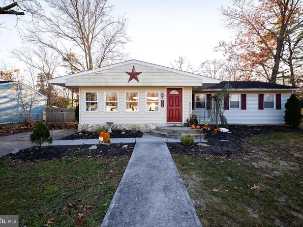 201 Evergreen Ave, Williamstown, NJ 08094