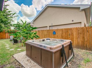 410 James St, Houston, TX 77009