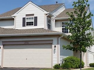 2956 White Thorn Cir, Naperville, IL 60564