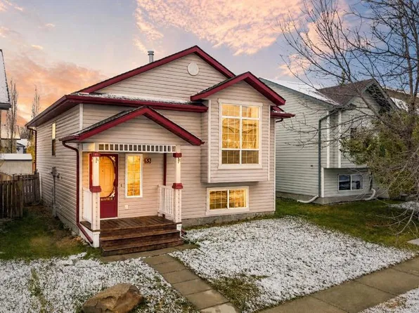 55 N Wildrose Dr, Sylvan Lake, AB T4S 2K8