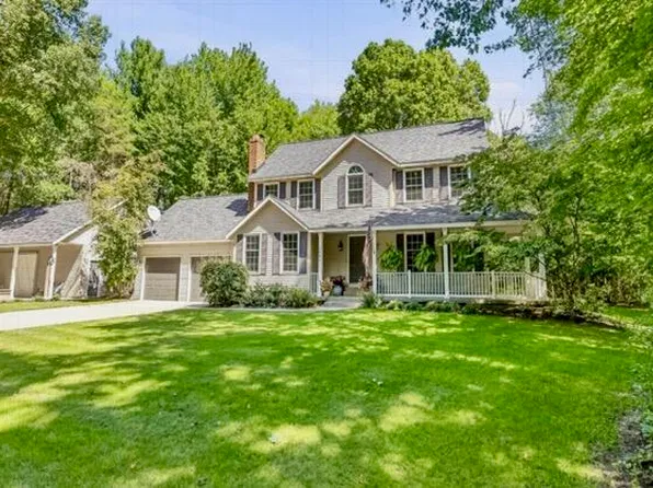 3641 64th St, Holland, MI 49423