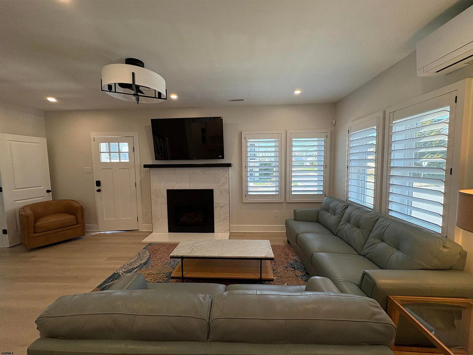 4 bed, 2.5 bath, $90,000 — Photo 3