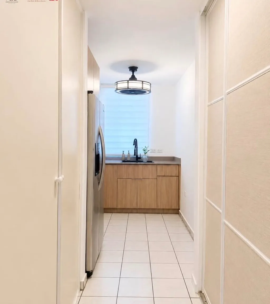 3 bed, 2.0 bath, 800 sqft, $1,600 — Photo 2