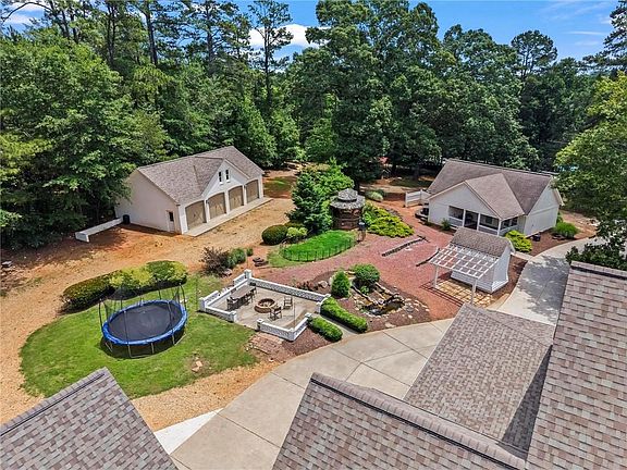 4th image of 2630 Old Atlanta Rd