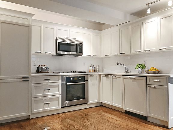 3rd image of 752 W End Ave APT 7G