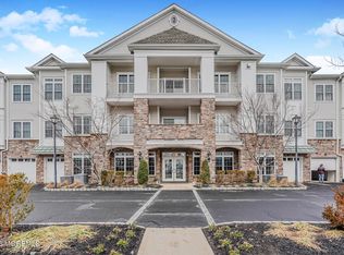 2327 Falston Circle #2327, Old Bridge, NJ