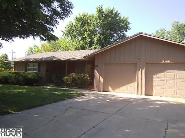 1st image of 612 W 25th Ave