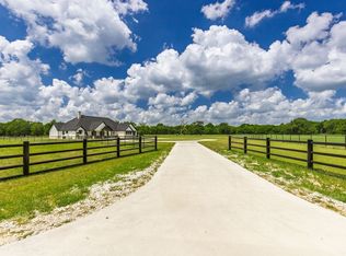 300 County Road 3636, Dike, TX 75437
