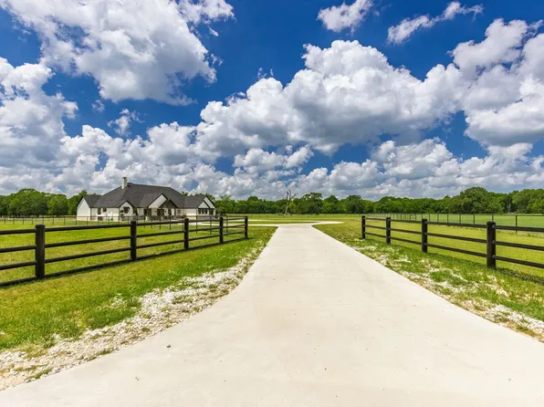 300 County Road 3636, Dike, TX 75437