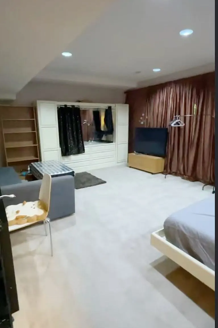 2 bed, 1000 sqft, $3,200 — Photo 2