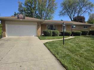 8725 Roman Dr, Sterling Heights, MI 48312