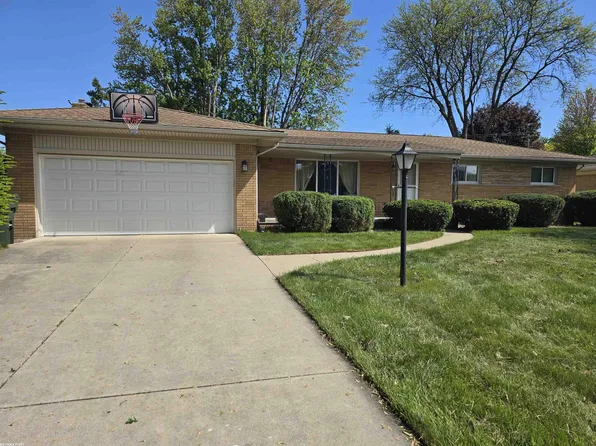 8725 Roman Dr, Sterling Heights, MI 48312