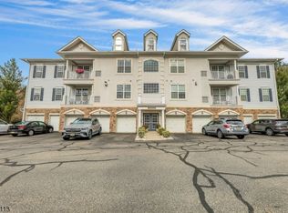 6 Cliff Rd BLDG 6 #D2, Woodland Park, NJ 07424