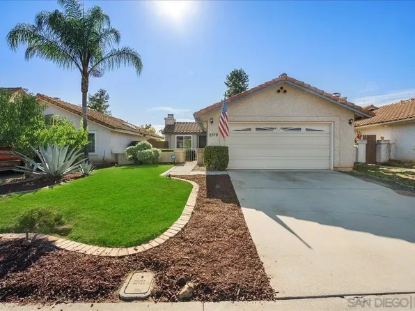 2319 Fair Oak Ct, Escondido, CA 92026