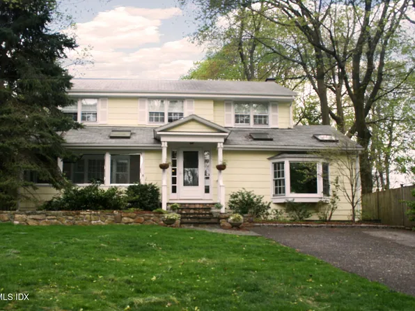 37 Park Ave, Old Greenwich, CT 06870