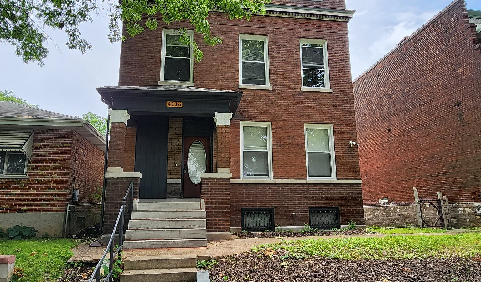 5 bed, 2.0 bath, $2,500 — Photo 1
