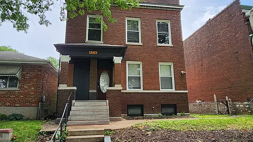 4116 E Iowa Ave Photo 1
