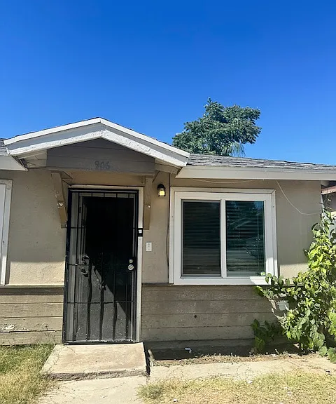 906 Pearl St #A — Photo 2