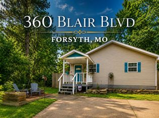 360 Blair Boulevard, Forsyth, MO 65653