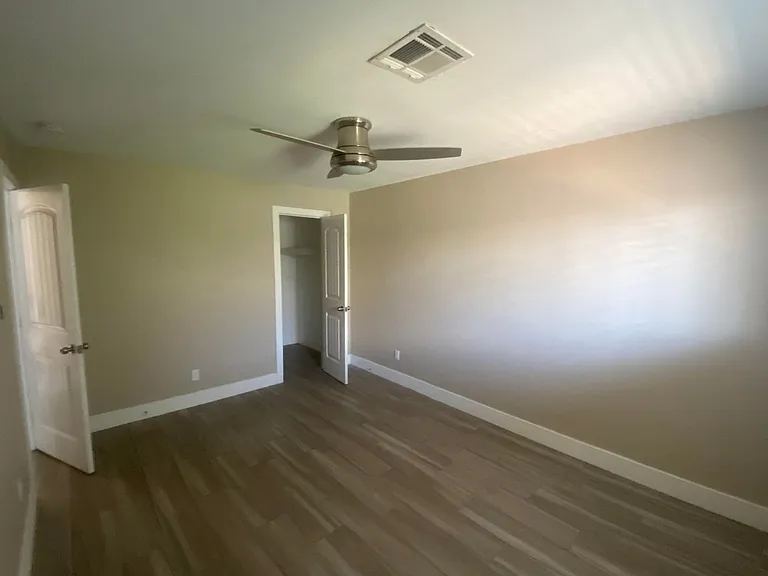 7305 E Belleview St — Photo 5