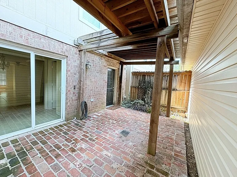 9925 Jefferson Hwy — Photo 27