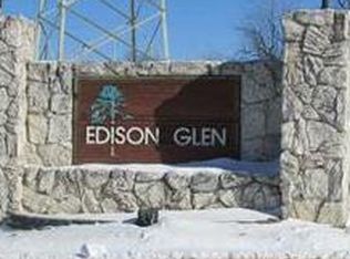 1015 Edison Glen Ter, Edison, NJ 08837