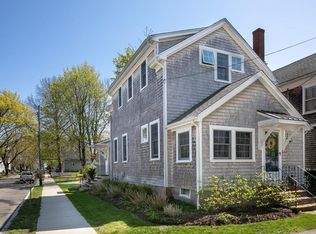 30 Church St, Mattapoisett, MA 02739