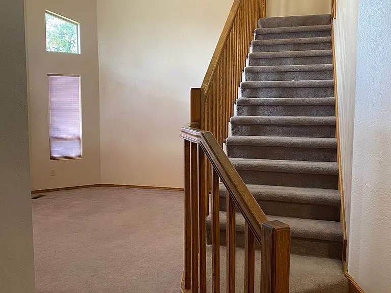 4800 Airway Dr NE — Photo 5