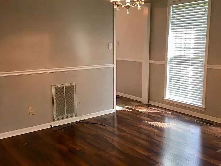 9 Sunset Ave — Photo 23