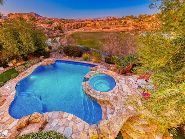 38 Benevolo Dr, Henderson, NV 89011