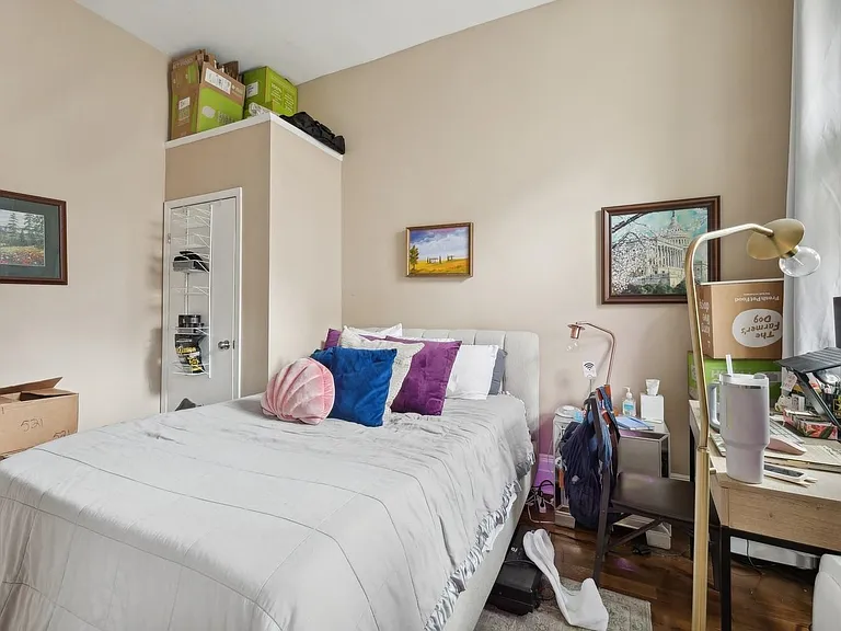243 Montgomery St #2 — Photo 9