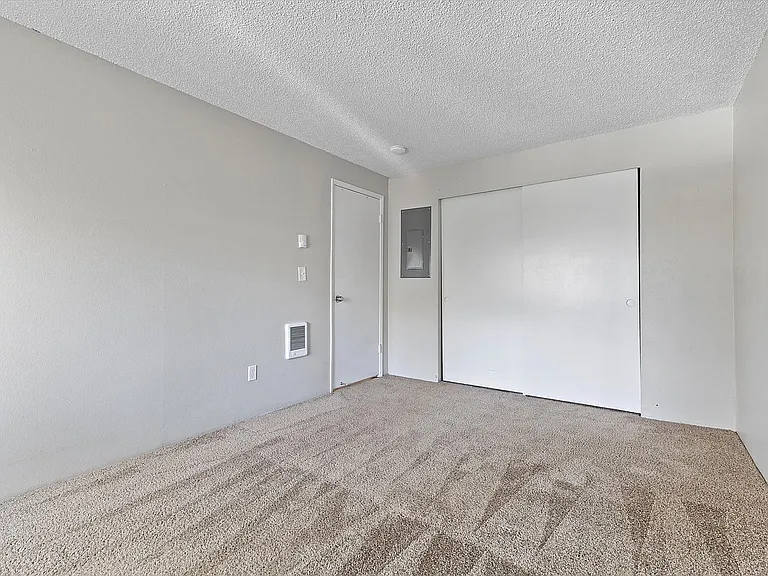 19765 SW 65th Ave — Photo 15