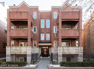 1421 W Byron St, Chicago, IL 60613