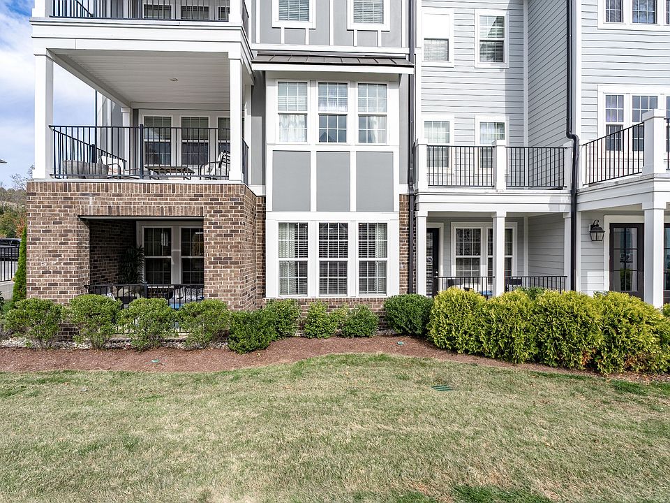 1st image of 800 Vintage Green Ln #103
