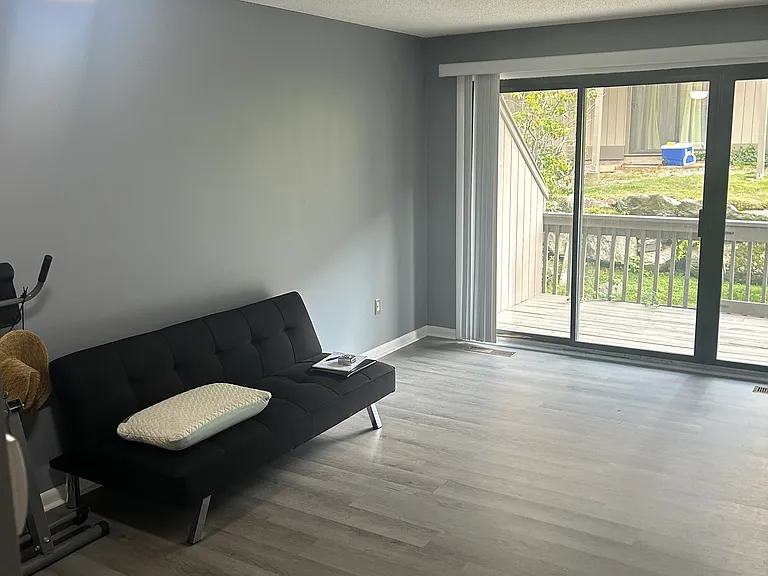 71 Dorchester Ct #71 — Photo 4