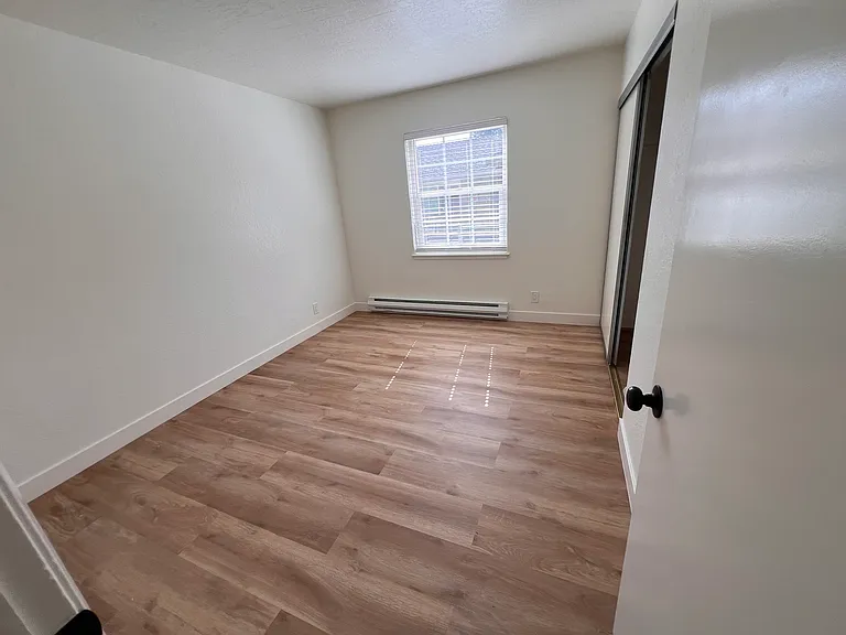 1249 W Washington Ave #1 — Photo 14