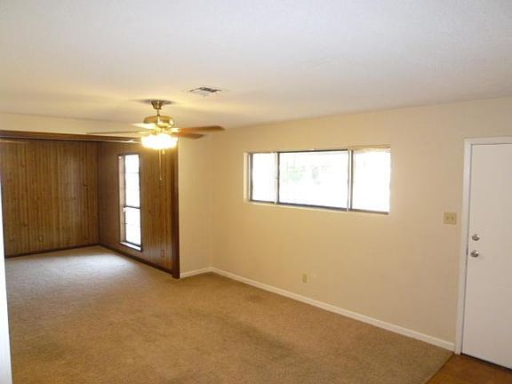 4th image of 3208 Stafford St