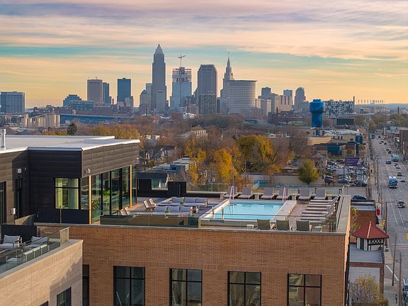 5th image of 5454 Detroit Ave #604