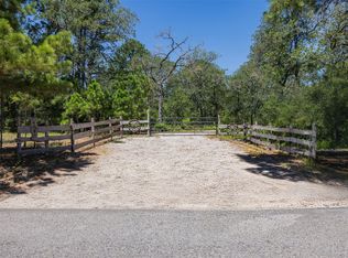 492 S Old Potato Rd, Paige, TX 78659