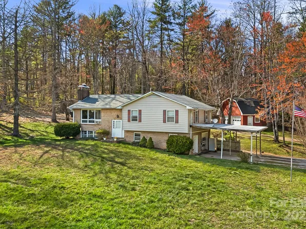 2221 Old Kanuga Rd, Hendersonville, NC 28739