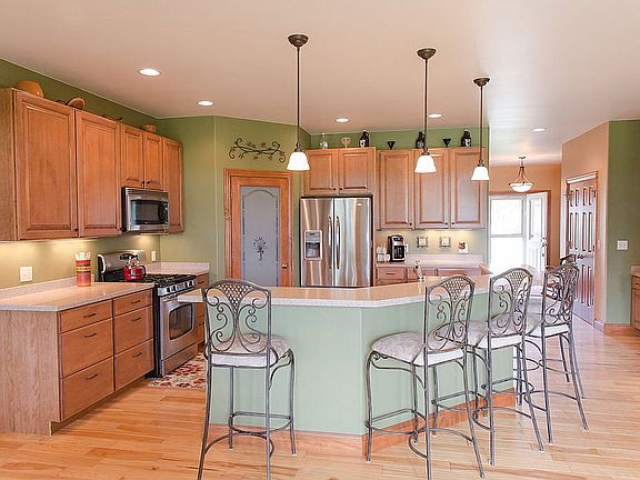 5th image of 5011 Wild Meadow Dr