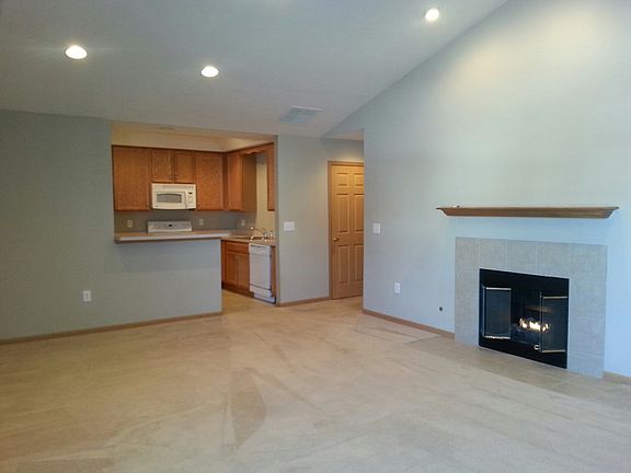 3rd image of 4287 Scenic View Dr