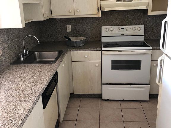 3rd image of 15600 NW 7th Ave APT 403