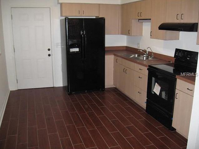 1st image of 412 W Parkhill Ave