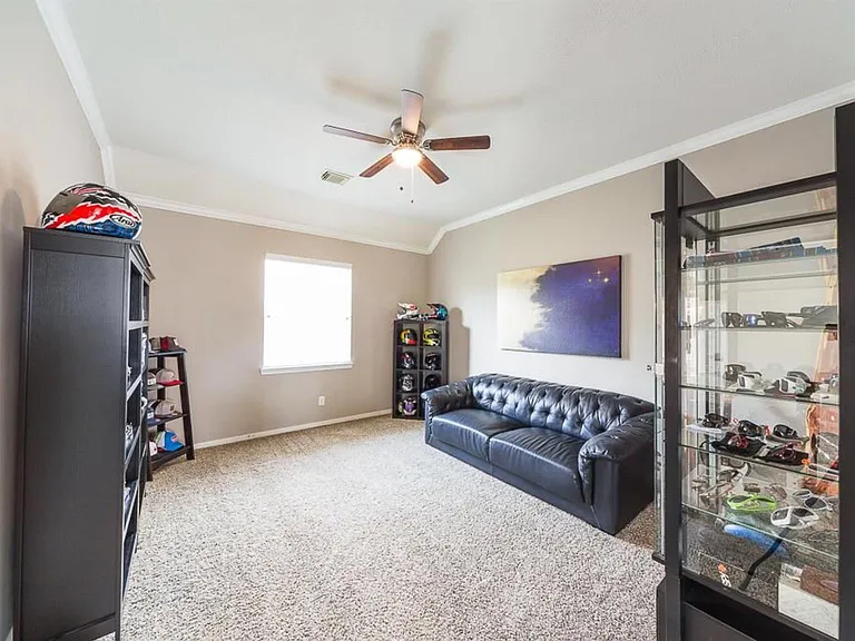 24023 Northshire Ln — Photo 20