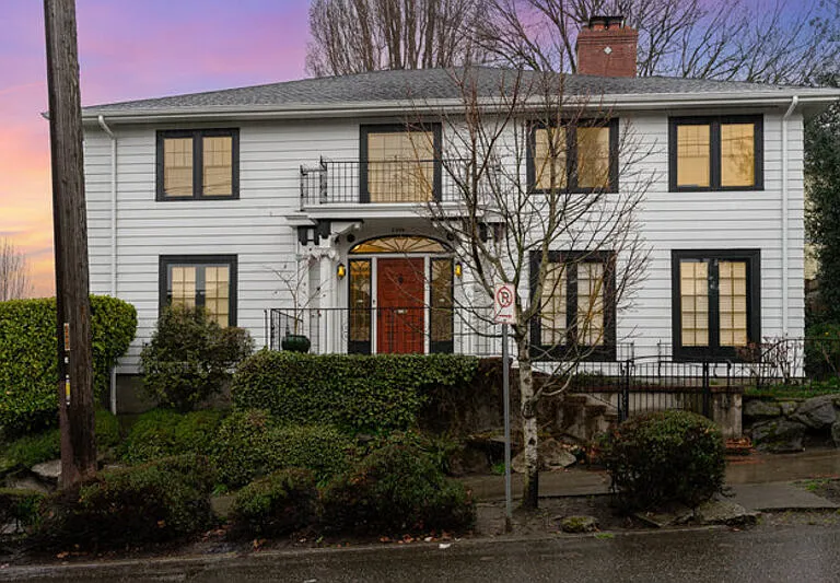 2906 Harvard Ave E #UPPER — Photo 1