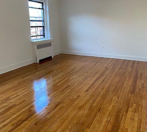 3rd image of 650 Gramatan Ave #5