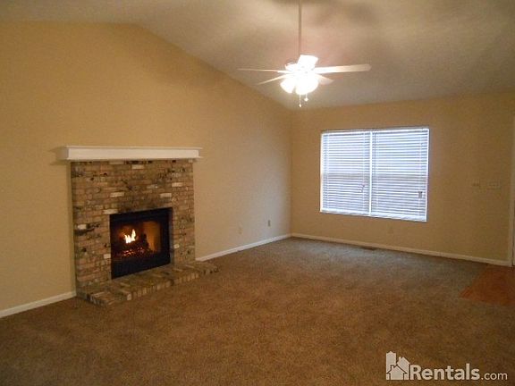 2nd image of 3072 Olympic Club Dr