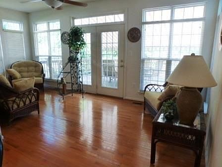 4th image of 15326 Warm Springs Ln