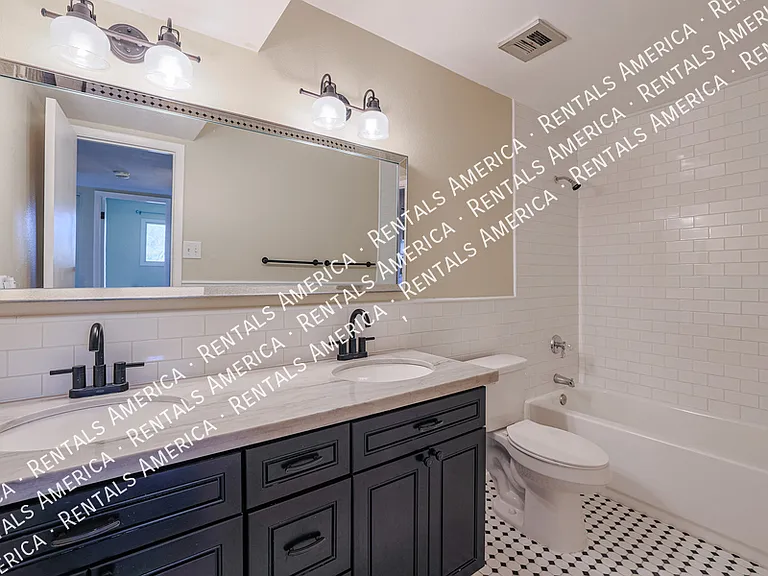 8613 E Clarendon Ave — Photo 24